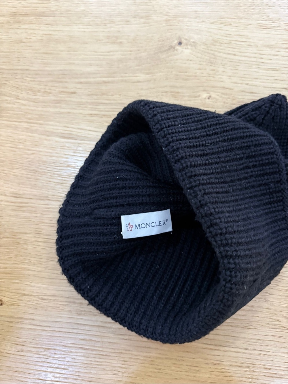 Moncler Wool Embroidered Black Beanie - Picture 4 of 4